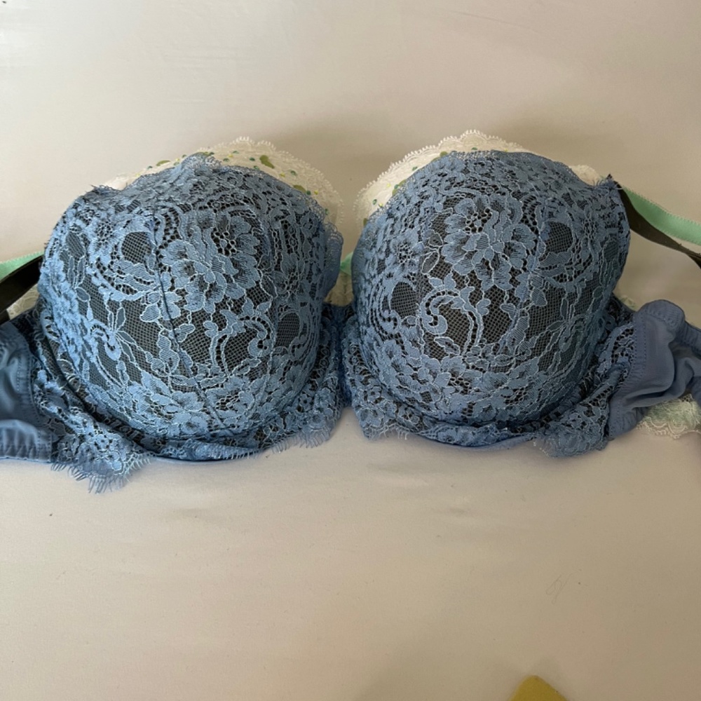 Victoria’s Secret SET OF 8 Bras 32DDD - Picture 6 of 9